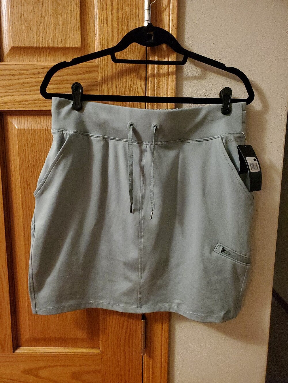 NWT Eddie Bauer Women's Chimois Green Stone Size Large Soft Skort